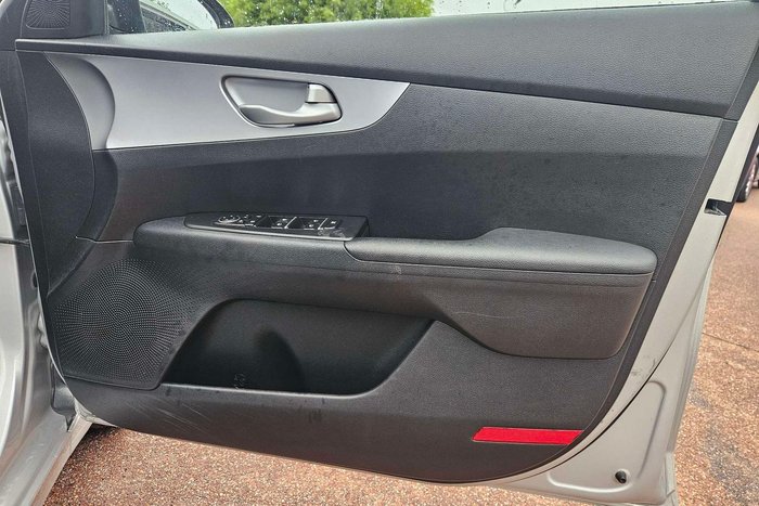 2022 Kia Cerato S