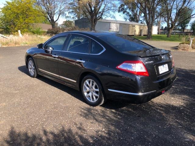 2011 Nissan Maxima 350 ST-S