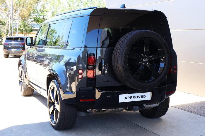 2025 Land Rover Defender 110 D350 X-Dynamic HSE
