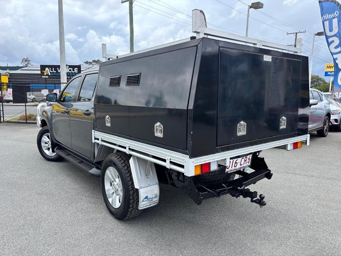 2018 Toyota Hilux SR