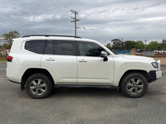 2022 Toyota Landcruiser