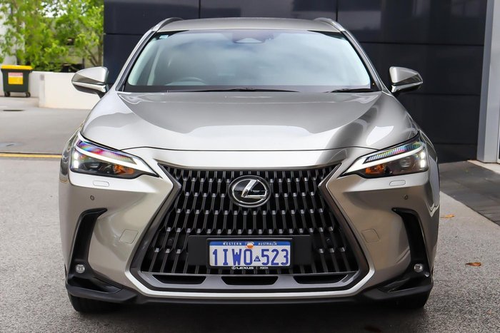 2026 Lexus NX 350h Luxury