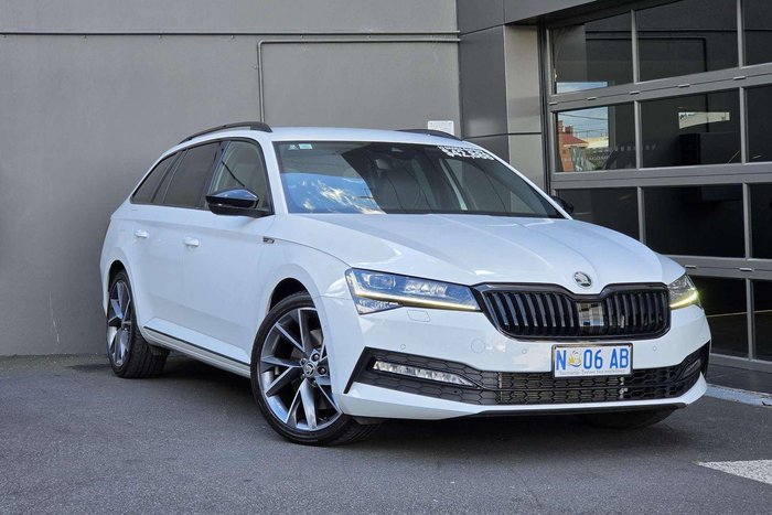 2023 SKODA Superb