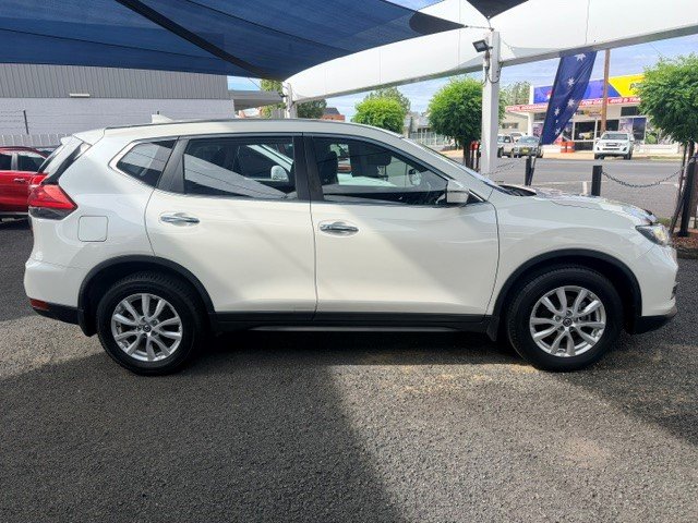 2018 Nissan X-TRAIL ST