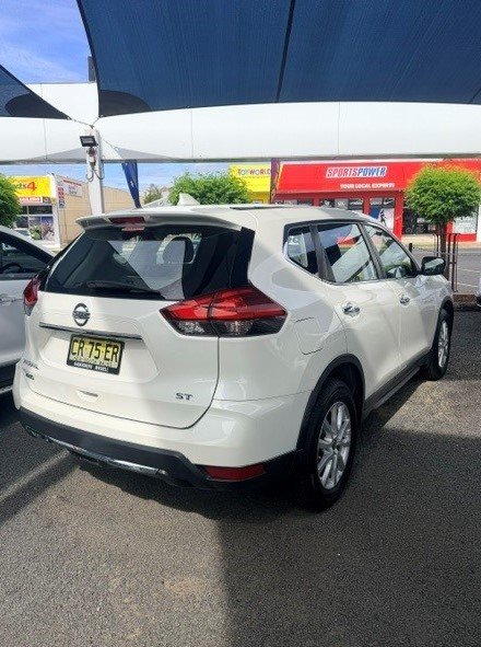 2018 Nissan X-TRAIL ST