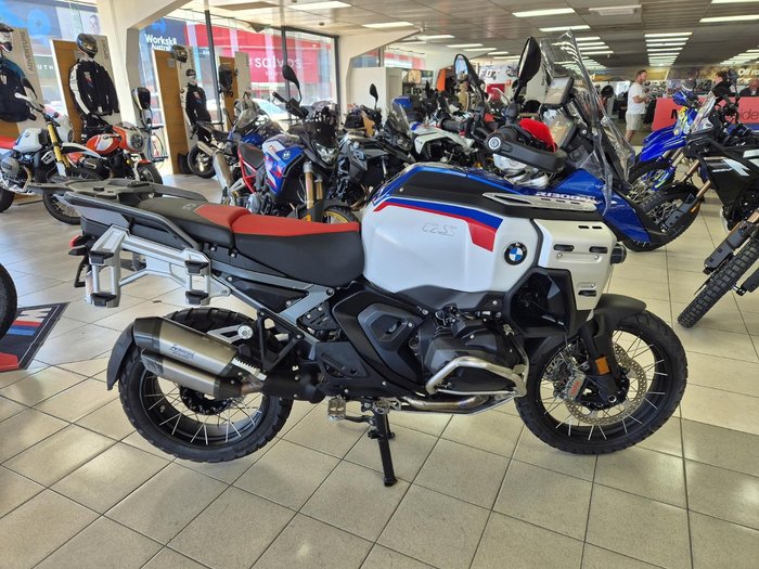 2025 BMW