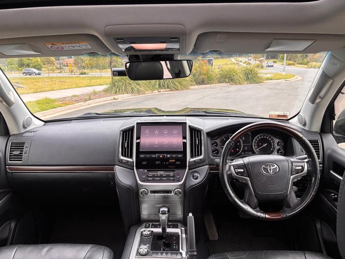 2017 Toyota Landcruiser Sahara
