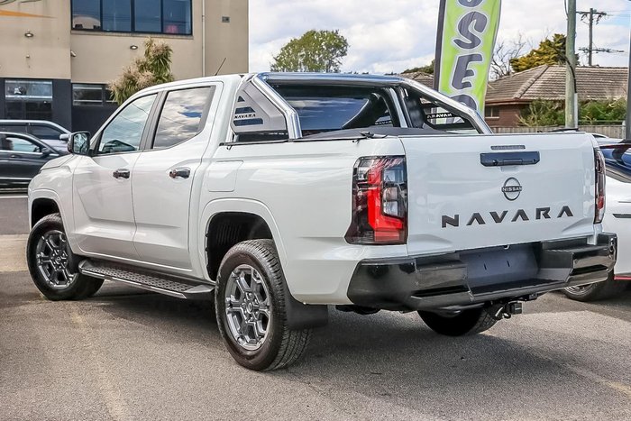 2025 Nissan Navara ST-X