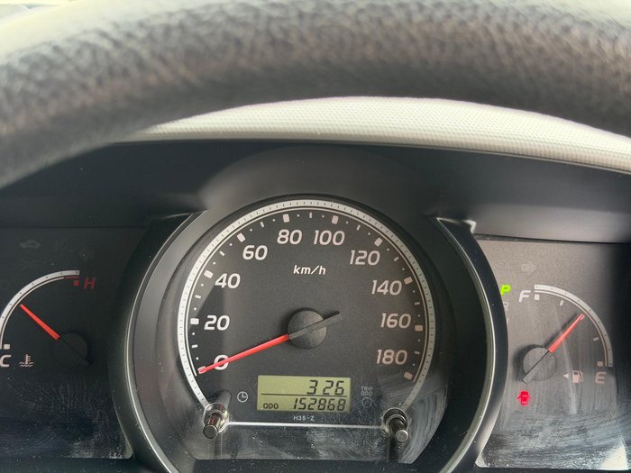 2012 Toyota Hiace Commuter