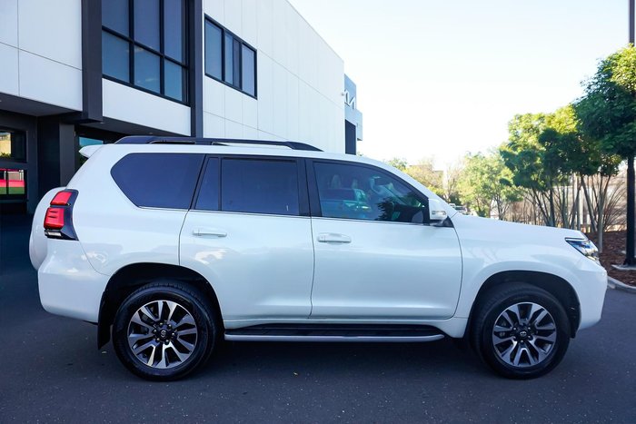 2022 Toyota Landcruiser Prado VX