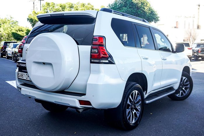 2022 Toyota Landcruiser Prado VX