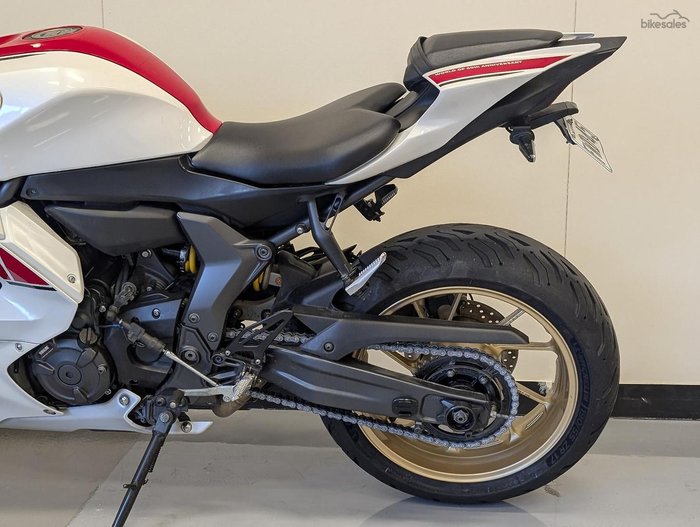 2021 Yamaha YZF-R7 LAMs YZF-R