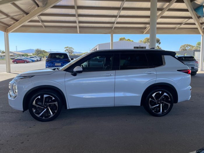 2022 Mitsubishi Outlander Exceed Tourer