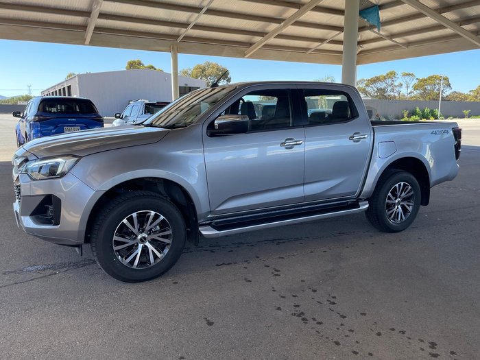 2025 Isuzu D-MAX LS-U