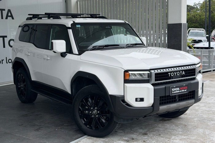 2025 Toyota Landcruiser Prado
