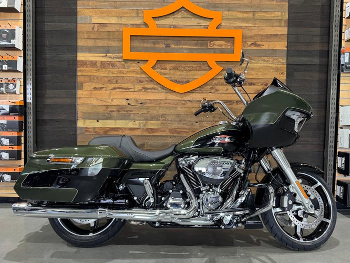 Harley-Davidson Road Glide 117 (FLTRX) Touring