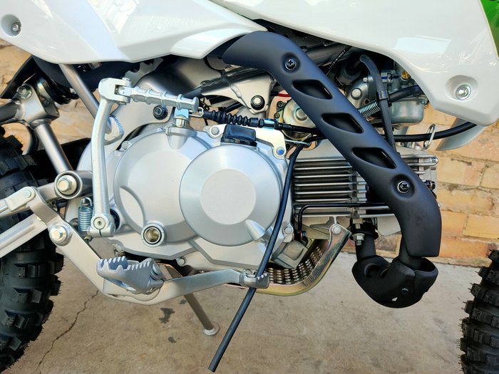 2027 KAWASAKI KLX110RL MINI BIKE WHITE