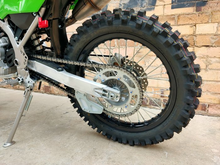 2027 KAWASAKI KLX230R S ENDURO GREEN