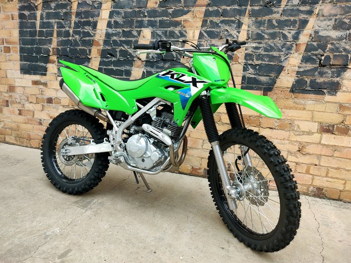 2027 KAWASAKI KLX230R S ENDURO GREEN