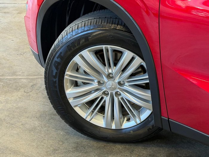 2024 Mitsubishi Outlander LS