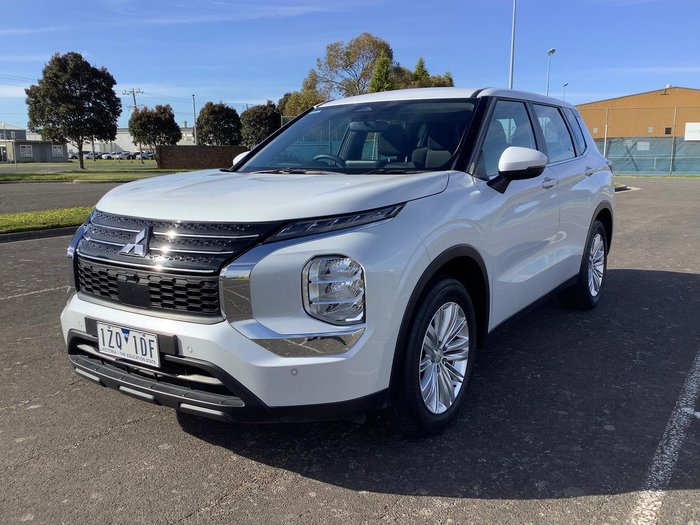 2023 Mitsubishi Outlander