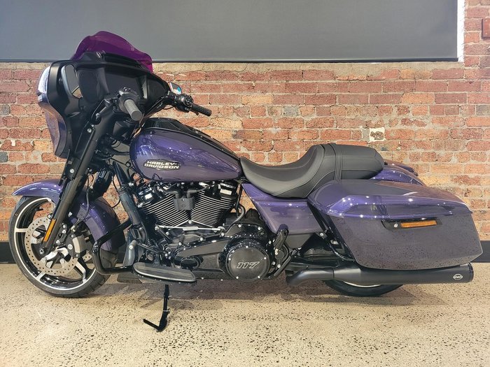 2026 Harley-Davidson Street Glide 117 (FLHX)