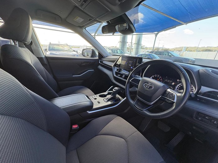 2023 Toyota Kluger GX