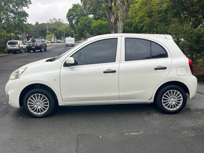 2015 Nissan Micra ST