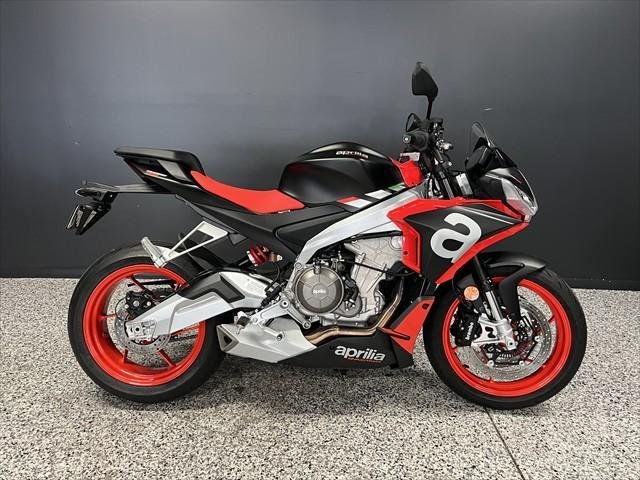 2021 Aprilia Tuono 660