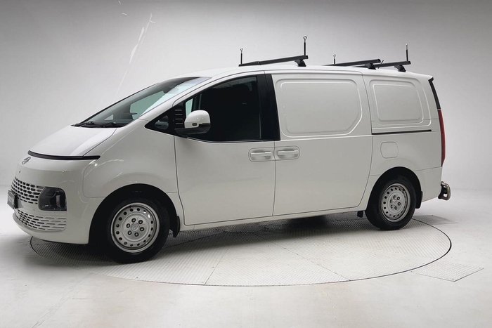 2024 Hyundai STARIA LOAD