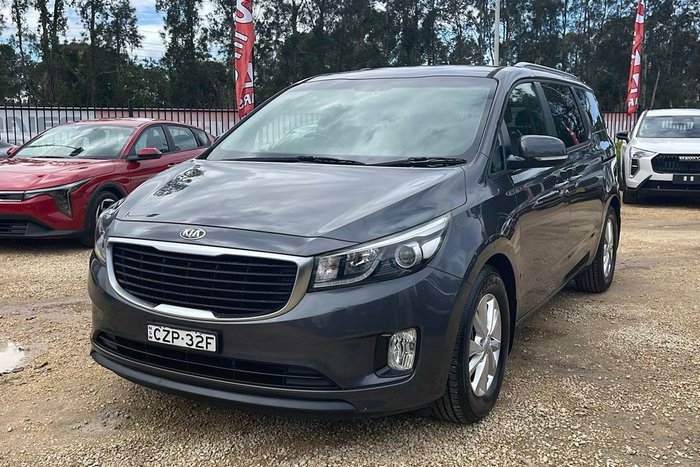 2015 Kia Carnival Si