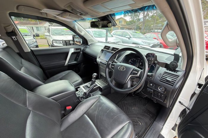 2023 Toyota Landcruiser Prado GXL