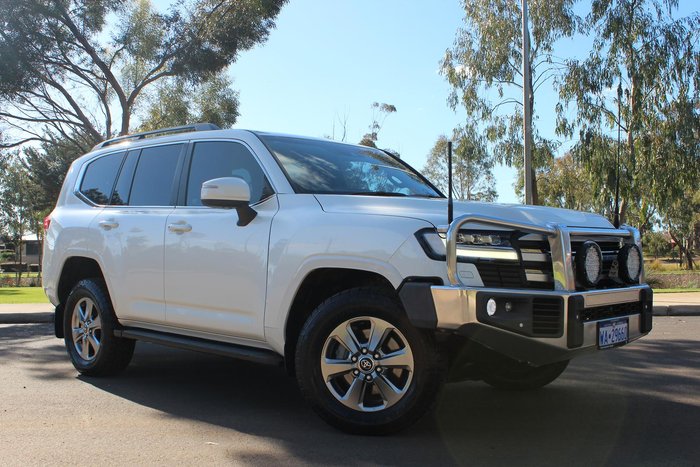 2022 Toyota Landcruiser VX