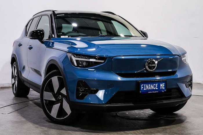 2023 Volvo XC40