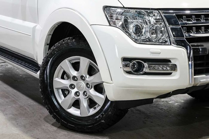 2021 Mitsubishi Pajero
