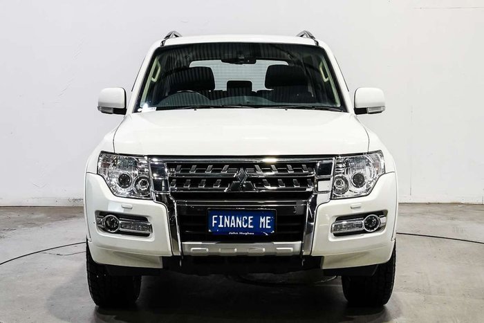 2021 Mitsubishi Pajero