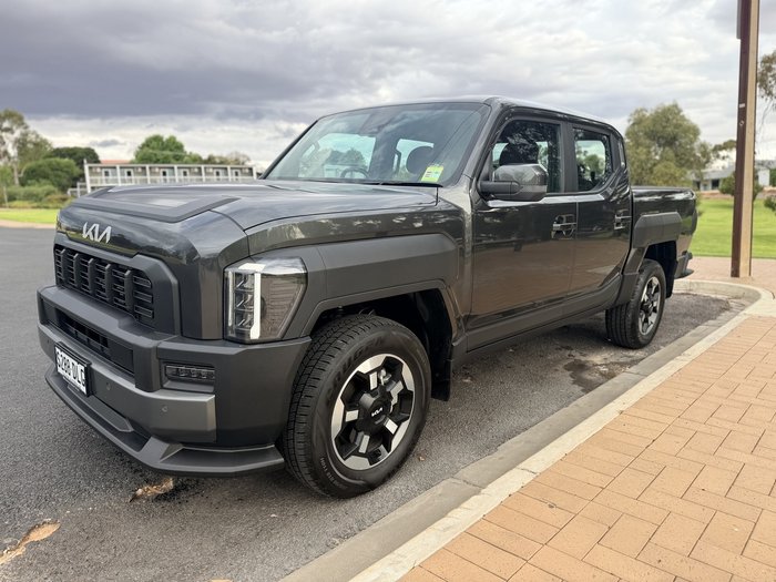 2025 Kia Tasman SX+