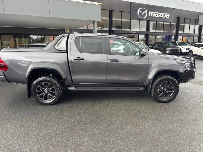 2023 Toyota Hilux Rogue
