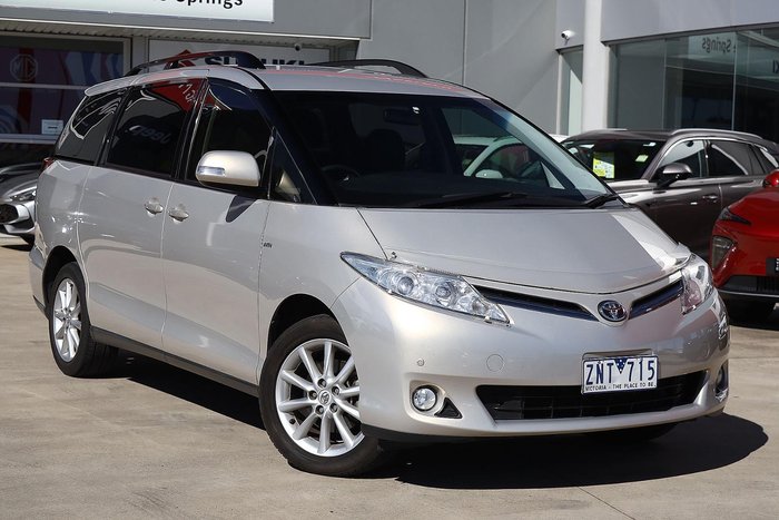 2013 Toyota Tarago