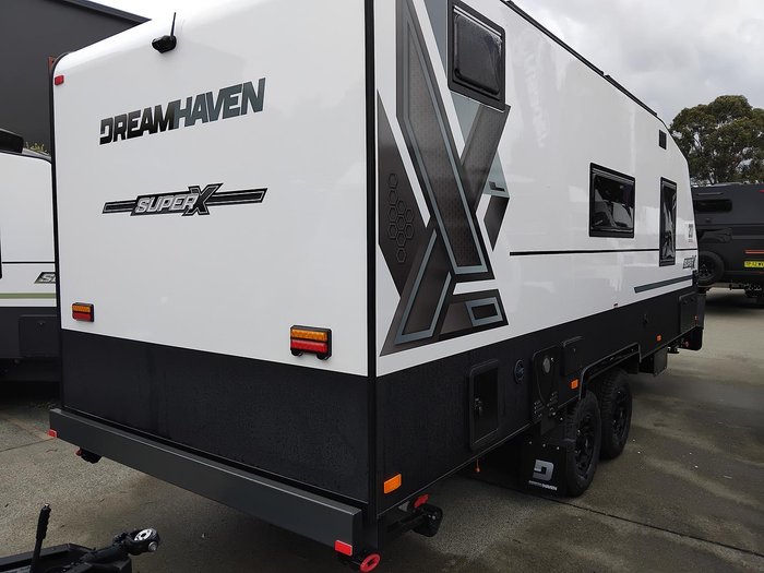 2026 Dreamhaven Superx 20Ft Couples Semi Off-Road With Airbag Suspension