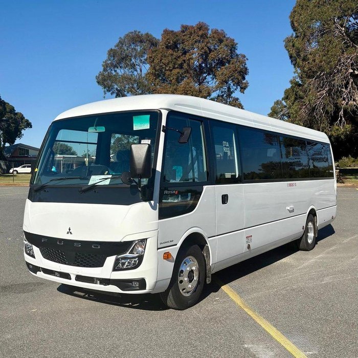 2025 Fuso Rosa Bus Lwb Deluxe