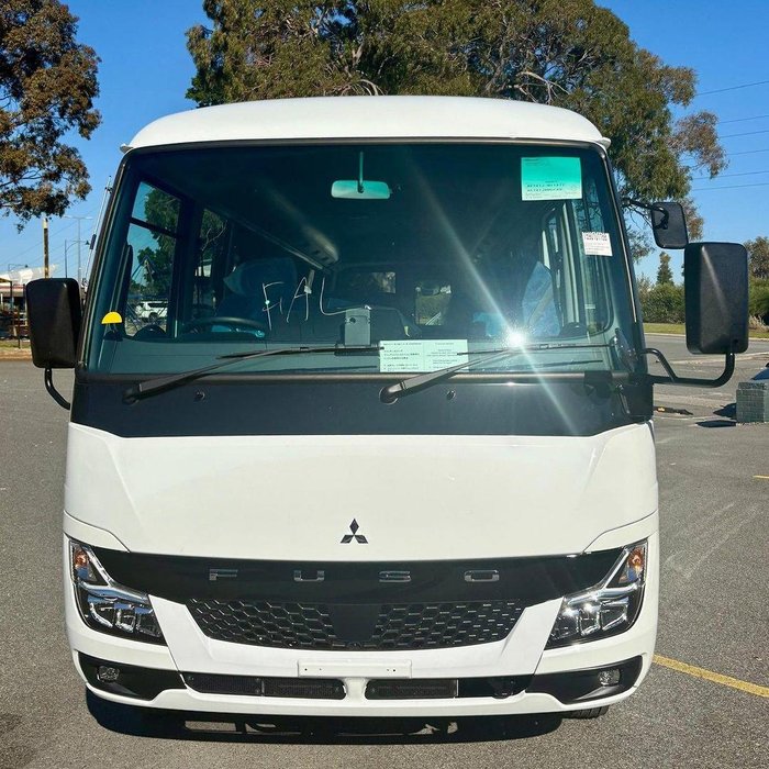 2025 Fuso Rosa Bus Lwb Deluxe