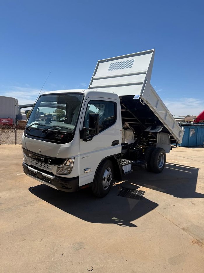 2025 Fuso Canter