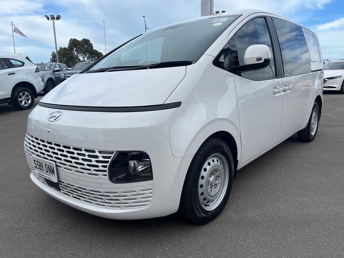 2023 Hyundai STARIA LOAD