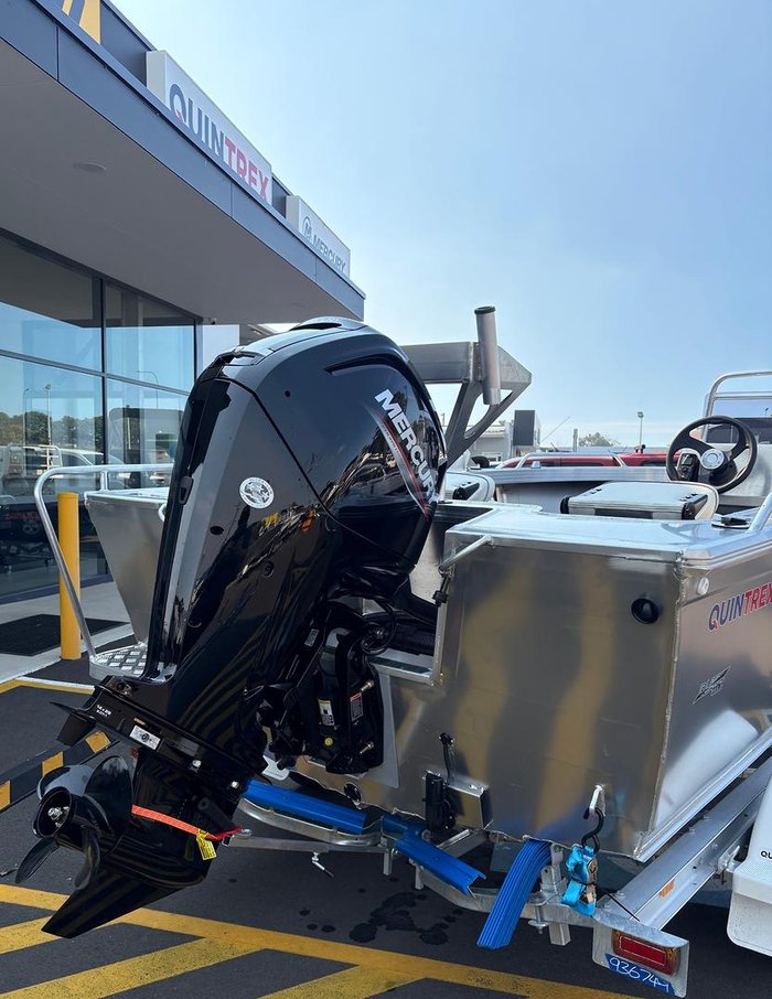 2027 QUINTREX 460 Renegade SC
