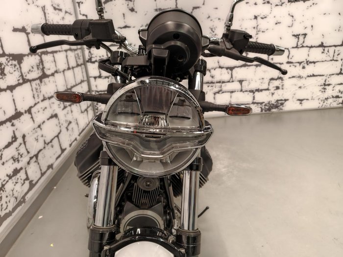 2025 Moto Guzzi V7 Special Special White