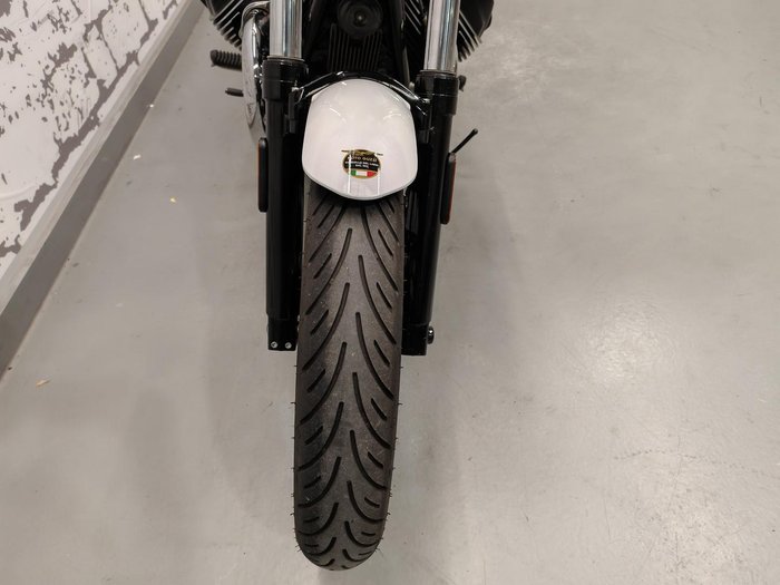 2025 Moto Guzzi V7 Special Special White