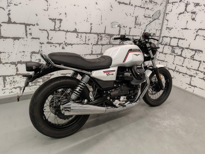 2025 Moto Guzzi V7 Special Special White