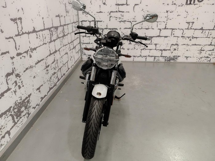2025 Moto Guzzi V7 Special Special White