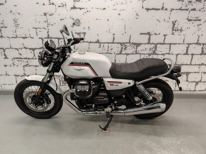 2025 Moto Guzzi V7 Special Special White